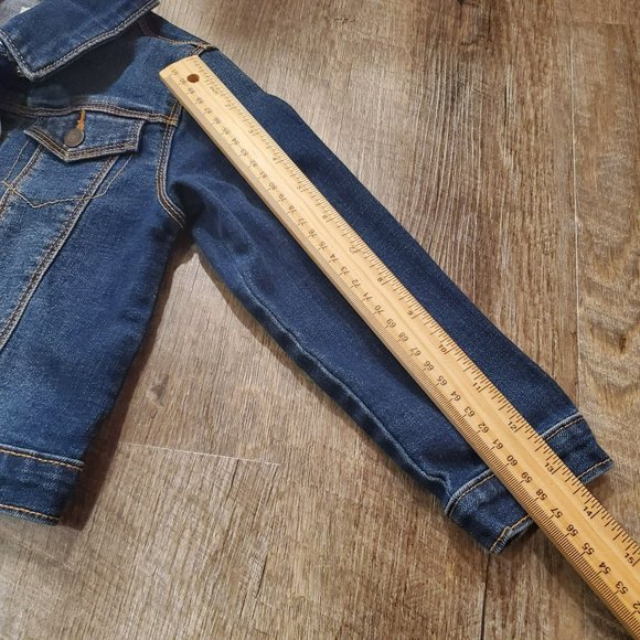 OLD NAVY 4T GIRLS JEAN JACKET BUTTON CLOSURE NEVER WORN NO TAGS BLUE - Picture 6 of 6